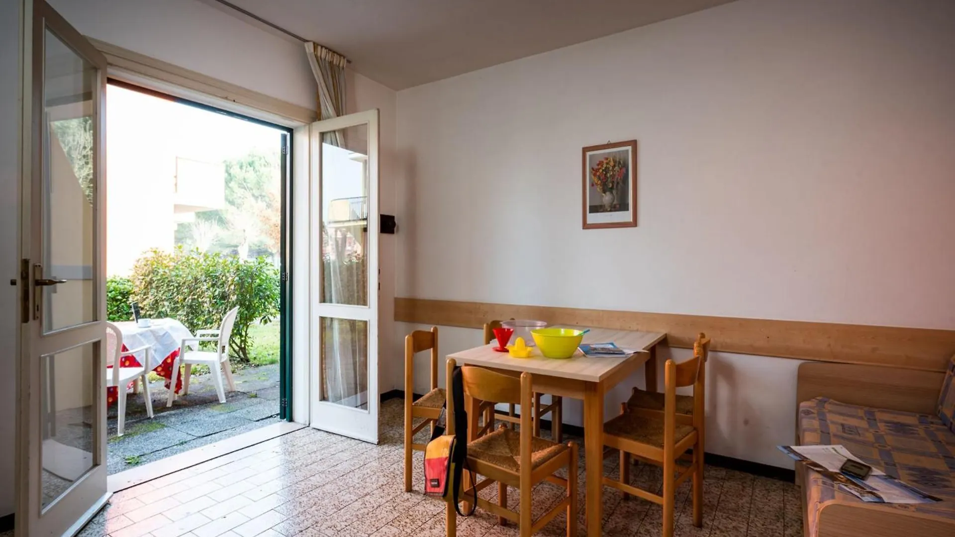 Charming Townhouse With Garden And Pool Apartment Bibione